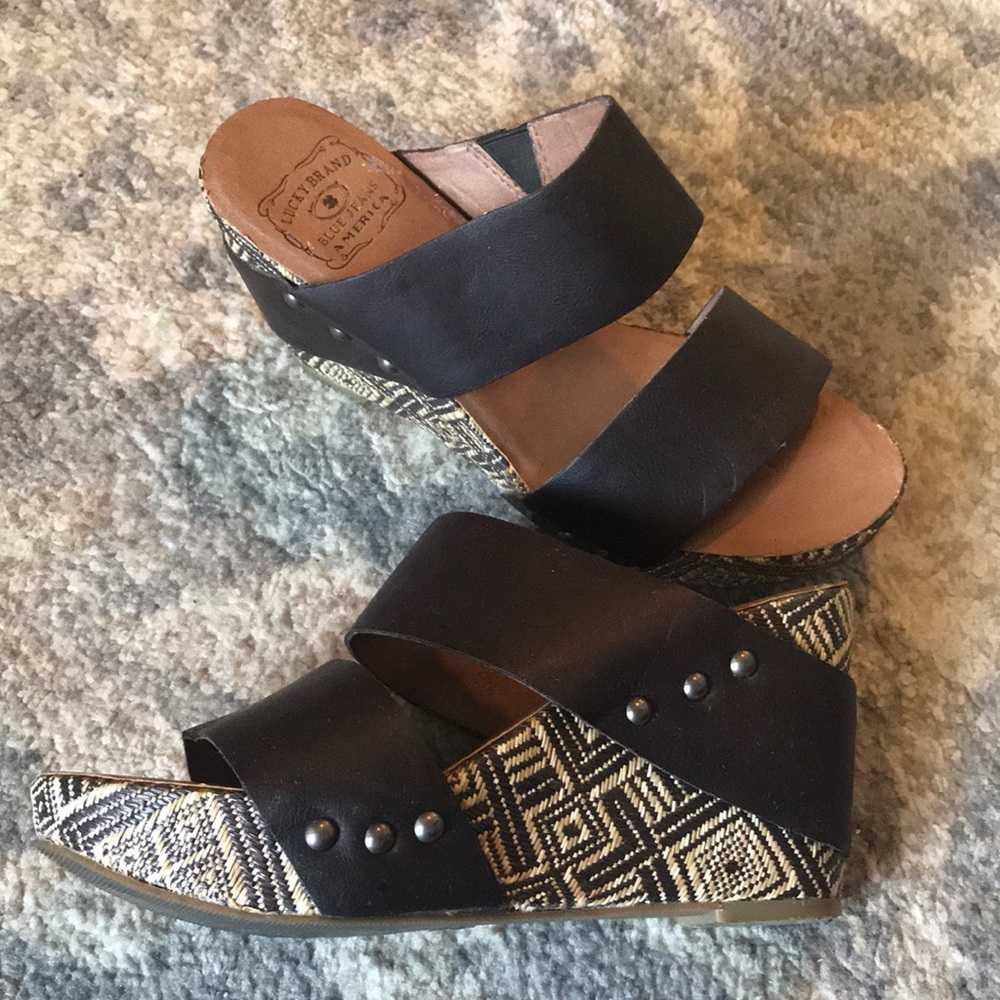 Lucky Brand sandals